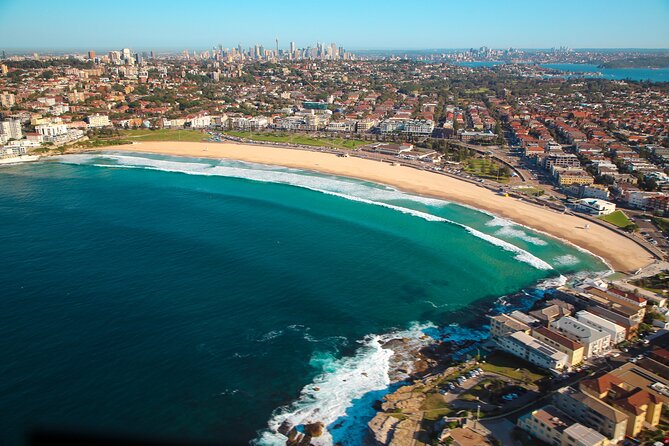 Private Helicopter Flight Over Sydney & Beaches for 2 or 3 People - 30 Minutes - Photo Opportunities and Safety Briefing