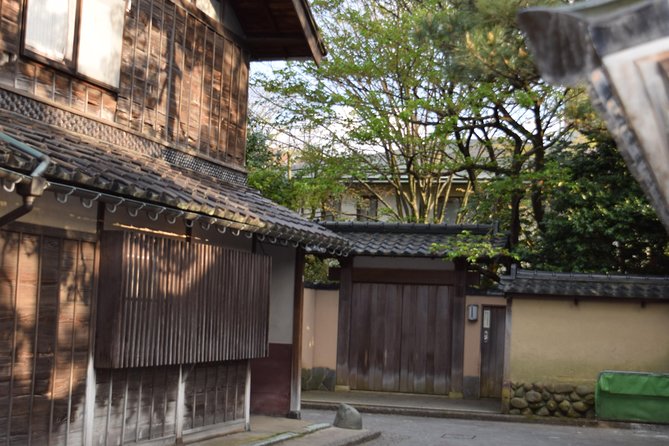Private & Personalized Full Day Walking Experience In Kanazawa (8 Hours) - Product Details Overview