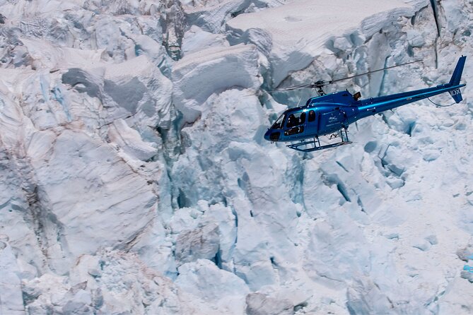 PRIVATE: Shackleton Glacier Whiskey Flight - 50mins - Glacier Sightseeing Tour