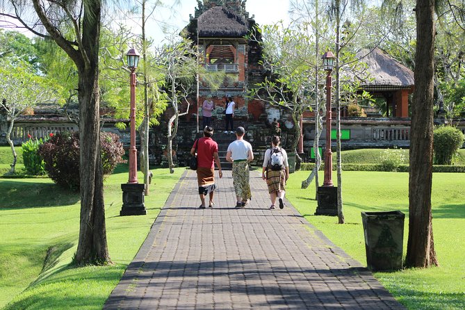 Private Tour: Bali Temples, Hidden Waterfall and Handara Gate - Group Size Limitations