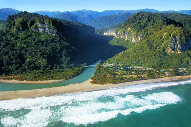 Punakaiki Blow Holes & Pancake Rocks Scenic Tour - Tour Overview