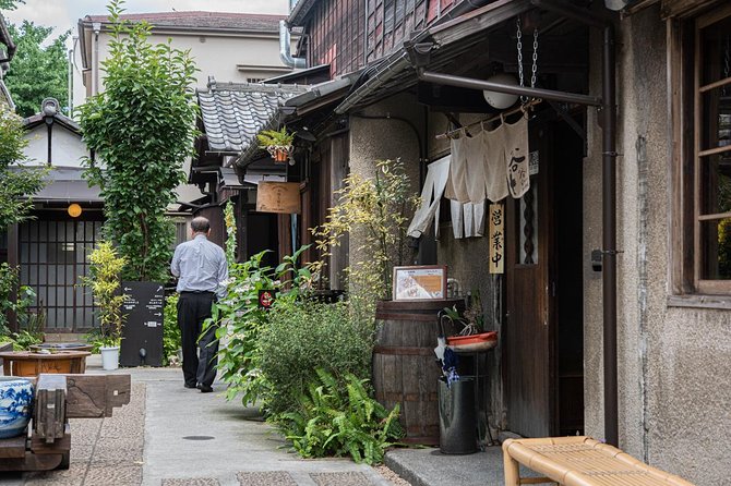 Retro Food Tour in Yanaka - Inclusions and Accessibility