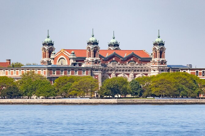 Secrets of the Statue of Liberty and Ellis Island Guided Tour - Tips for a Memorable Experience