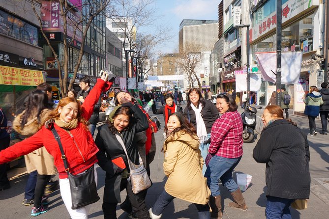 Seoul Highlights, History, and Culture on Private Day Tour  - South Korea - Culinary Delights and Shopping Spots