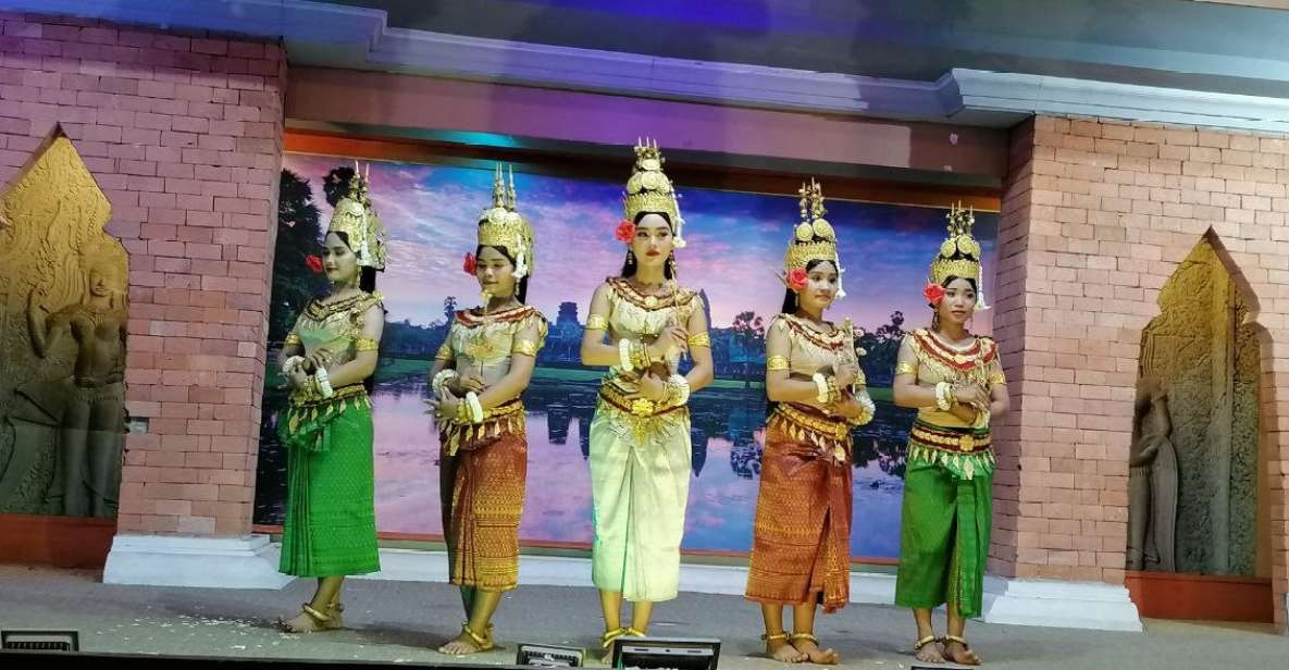 Siem Reap: Apsara Dance Show & Dinner With Tuk-Tuk Transfers - Experience Highlights
