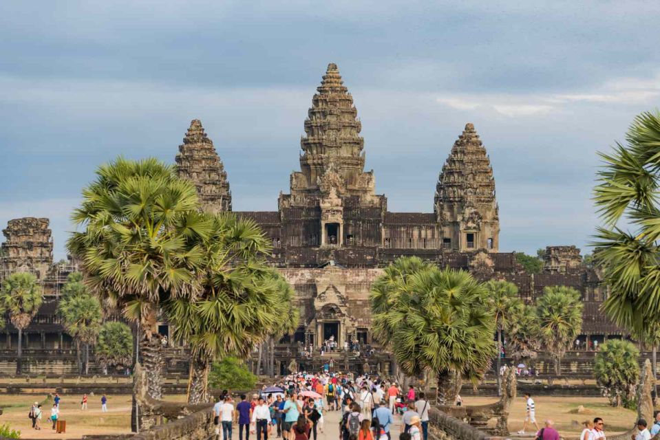 Siem Reap: Small Circuit Tour by Tuktuk With English Guide - Highlights