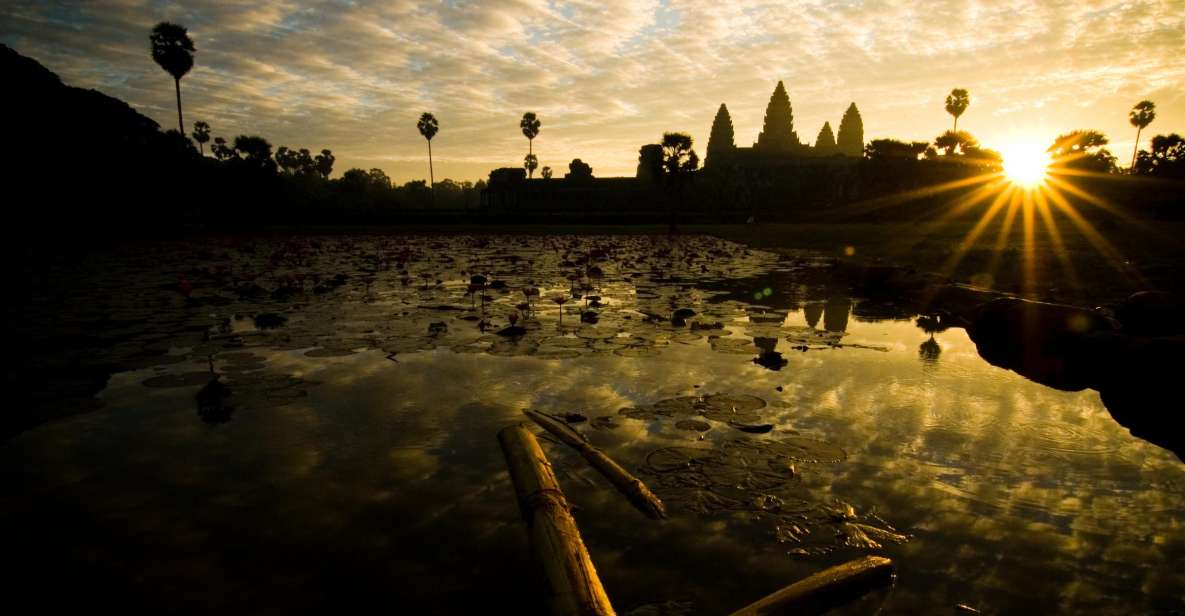Siem Reap: Sunrise at Angkor Wat and Champagne Breakfast - Experience