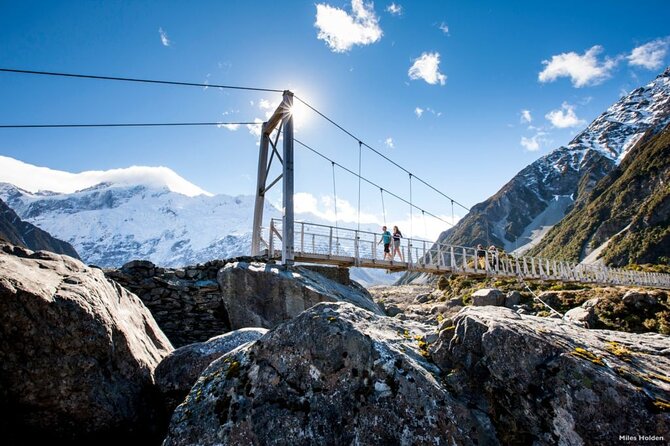 Sightseeing Transfer: Christchurch–Queenstown via Mount Cook - Weather Conditions and Group Size