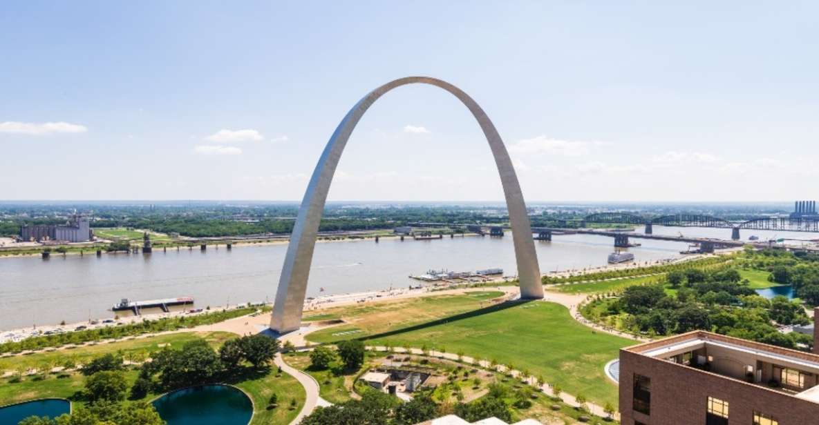 St. Louis: Guided Tour With Boat Cruise and Helicopter Ride - Experiences Included