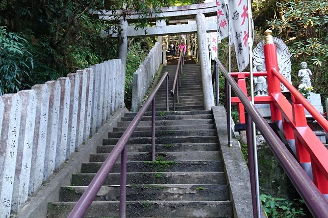 Stroll Around the Peaceful Mountain Village of Yoshinoyama - Local Cuisine and Delicacies