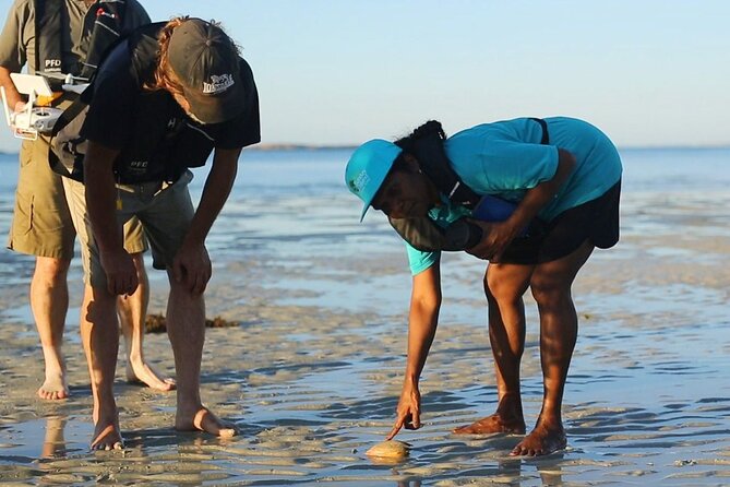 Sunday Island Explorer - Local Cuisine Tasting