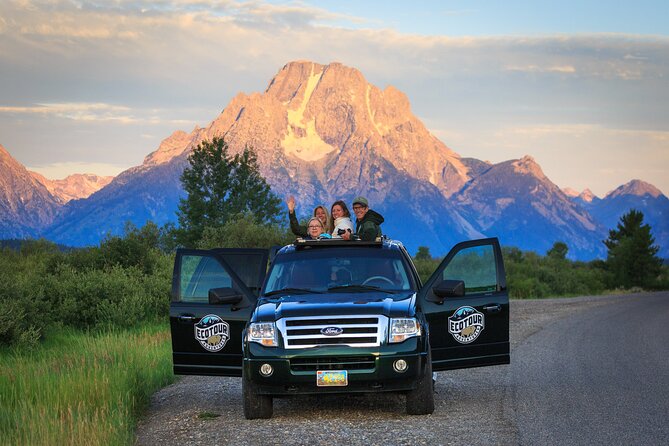 Sunrise 4-Hour Grand Teton Wildlife Adventure - Wildlife Encounters