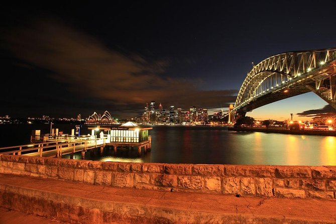 Sydney: Book A Local Host - Customized Sydney Experience