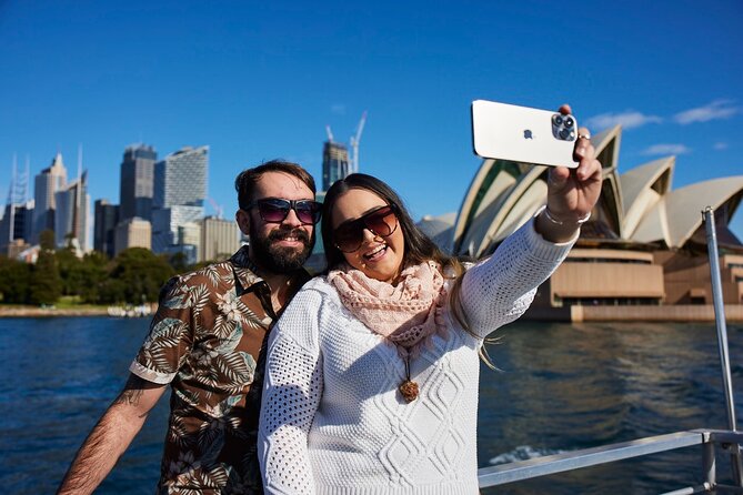 Sydney Harbour Discovery Cruise Including Lunch - Lunch Experience