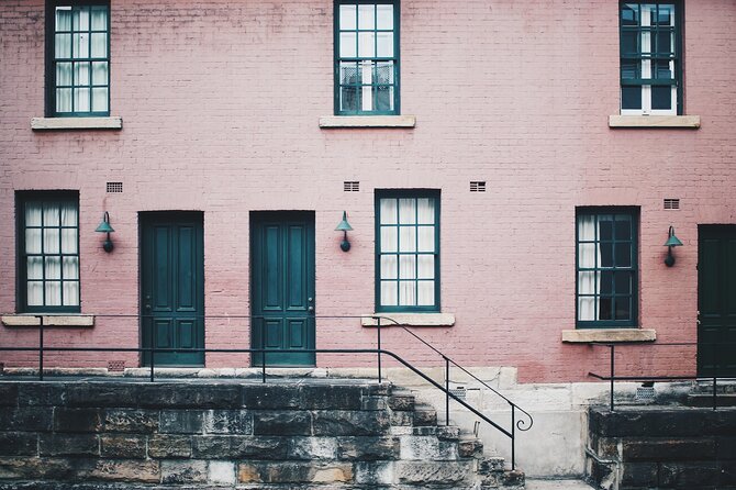 Sydney's Phantom Trails: A Ghost Tour - Ghostly Encounters