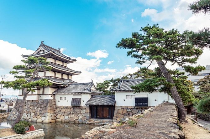 Takamatsu Half-Day Private Tour With Government-Licensed Guide - Meet-Up Details