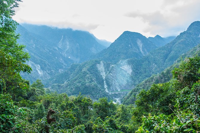 Taroko Wenshan Green Water Trail / Group of 4 - Booking and Refund Policies