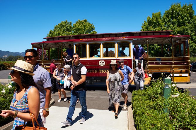The Original Napa Valley Wine Trolley "Up Valley" Castle Tour - Tour Features