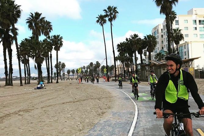 The Ultimate LA Tour: Full Day Sightseeing Tour On Electric Bike - Tour Guides