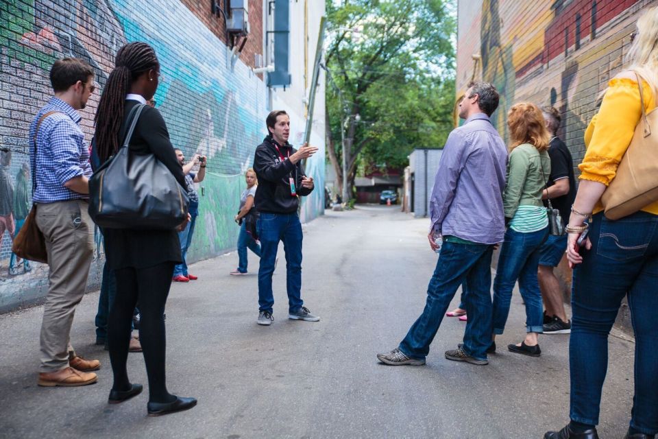Toronto: Chinatown and Kensington Market Guided Tour - B Corp Certified Operator