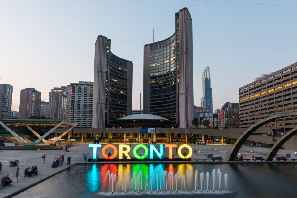 Toronto: Downtown and Highlights Walking Tour - Duration and Starting Point