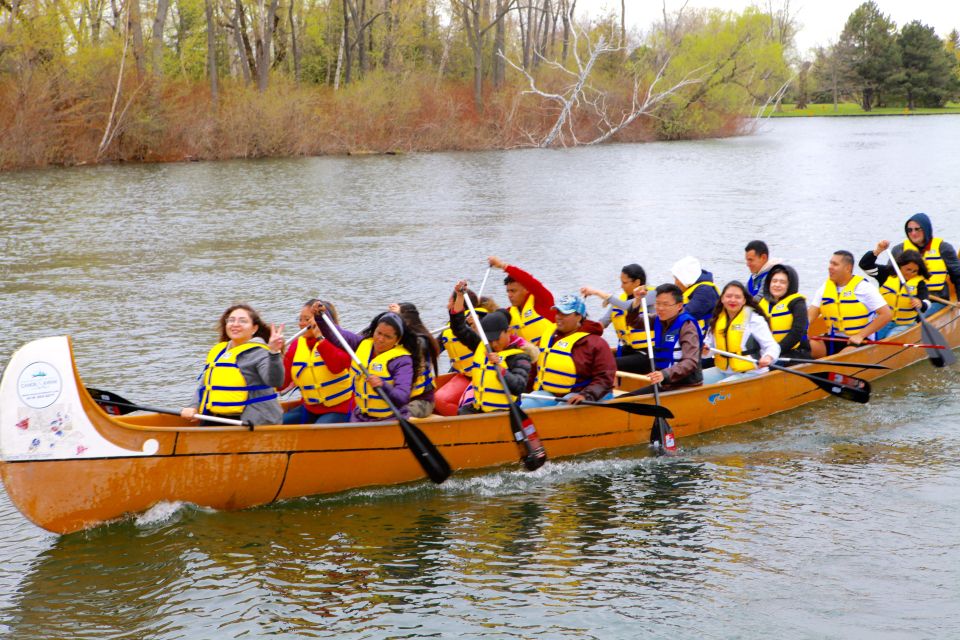 Toronto: Fall Foliage Canoe Tour of the Toronto Islands - Experience and Activities