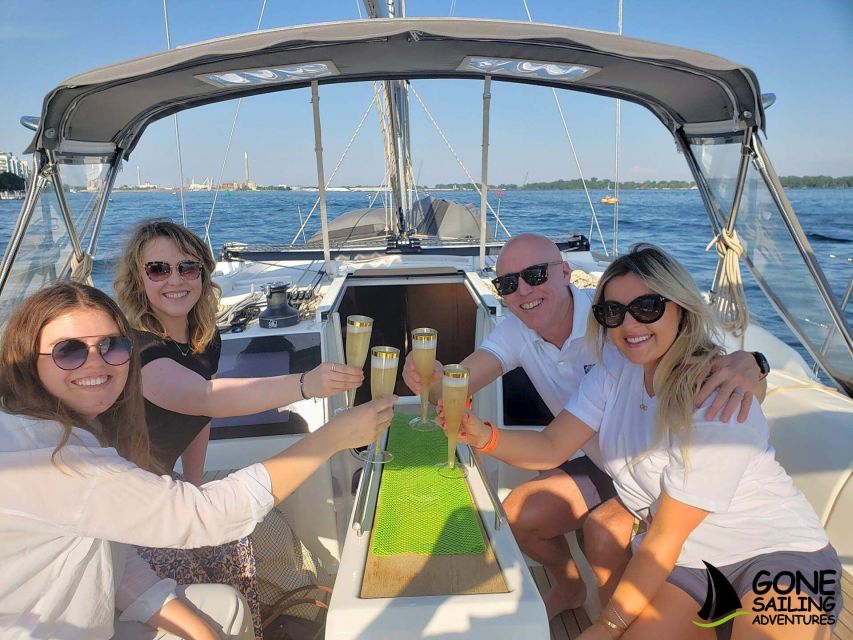 Toronto: Wednesday Nights Sail With Beer Sampling - Experience Highlights