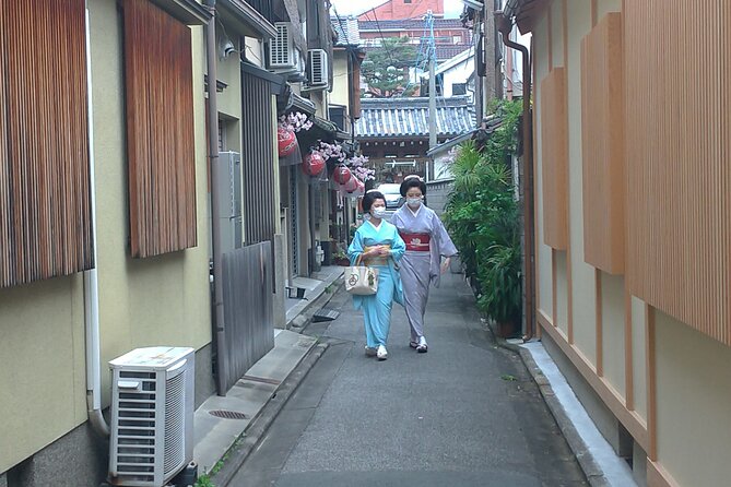 Traditional Kyoto Full-Day Bike Tour and Optional Sake Tasting - Inclusions