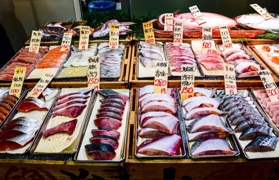 Tsukiji Fish Market Tour - Food Sampling Experience