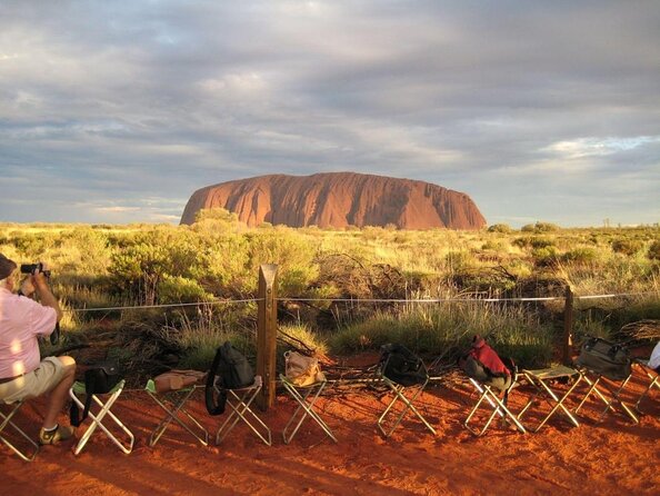 Uluru (Ayers Rock) Base and Sunset Half-Day Trip With Opt Outback BBQ Dinner - Customer Experiences and Reviews