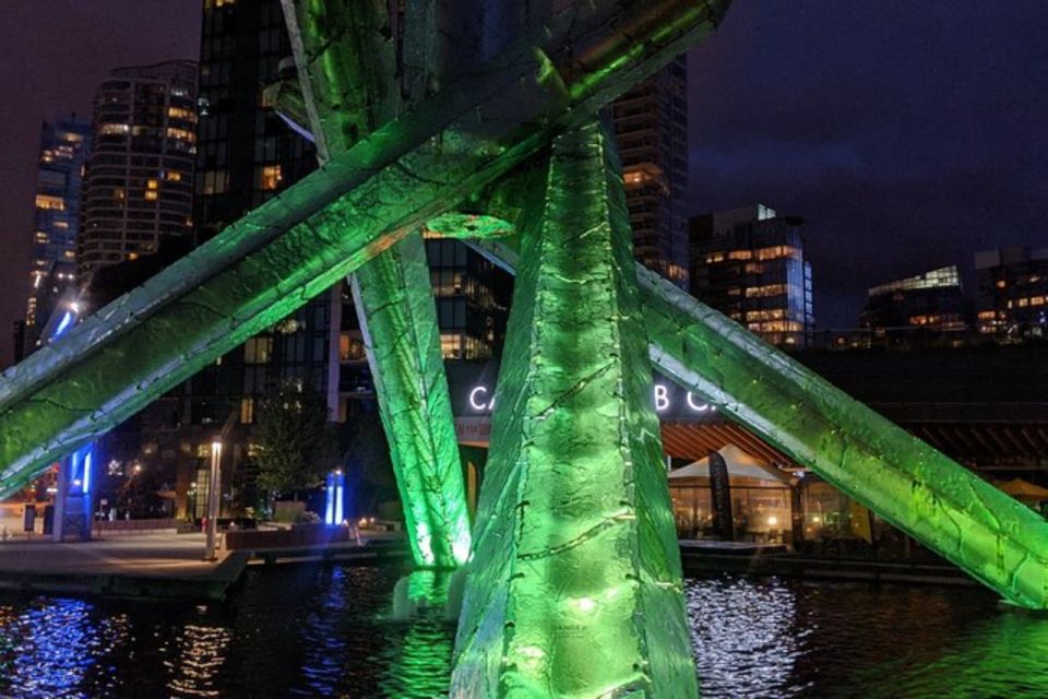 Vancouver Evening 4 Hours Tour With Night Life Attractions - Tour Experience