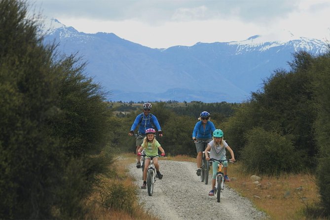 Wanaka Small Group Guided 2.5hour Scenic Bike Tour - Inclusions and Equipment