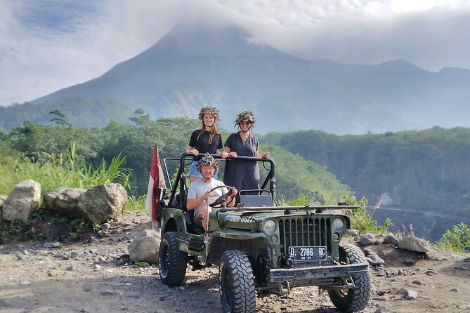 Yogyakarta Borobudur Prambanan Tour - Meeting and Pickup Details