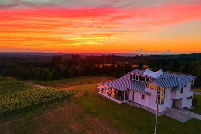 5-Hour Traverse City Wine Tour: 3 Wineries on Leelanau Peninsula - Common questions