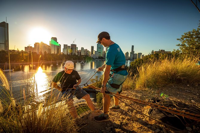 Abseiling the Kangaroo Point Cliffs in Brisbane - Scenic Views and Guide Assistance