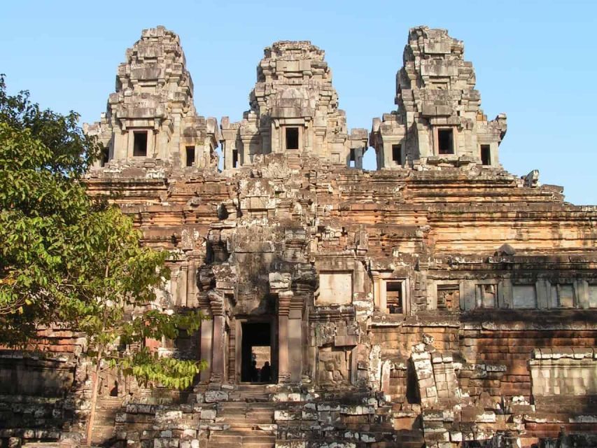 Angkor Wat Small Tour Sunrise With Private Tuk Tuk - Tour Itinerary