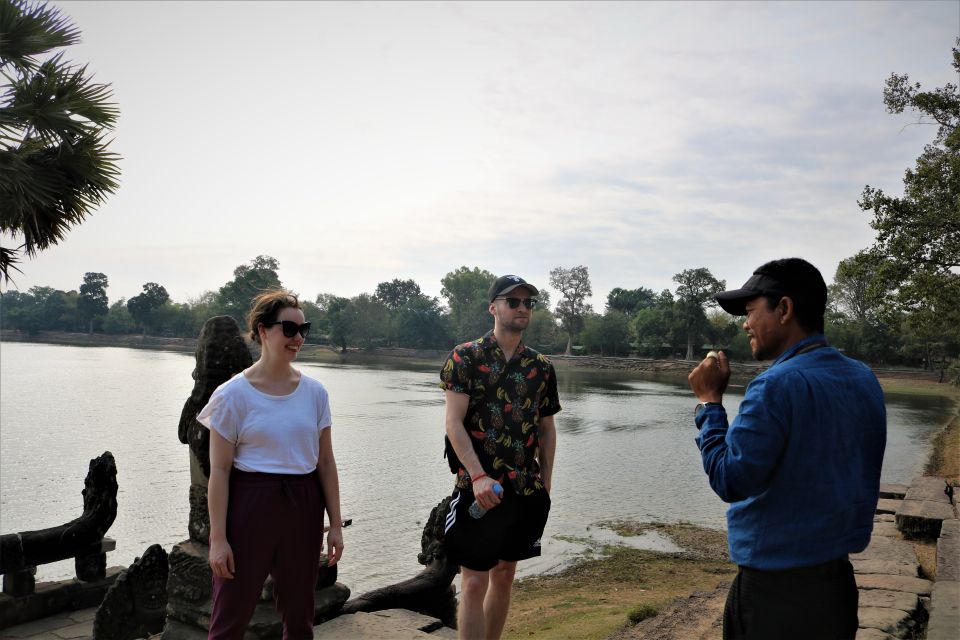 Angkor Wat: Tuk Tuk and Walking Tour - Customer Reviews