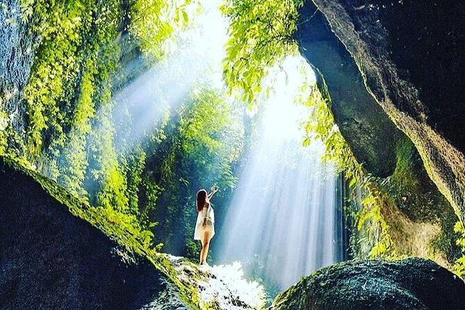 BALI INSTAGRAM Tours; Heaven Gate, Tirta Gangga, Tukad Cepung Waterfall - Best Photo Opportunities