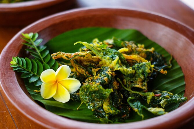 Balinese Vegan Cooking Class With Fresh Harvesting & Garden Tour - Discover Traditional Balinese Culinary Techniques