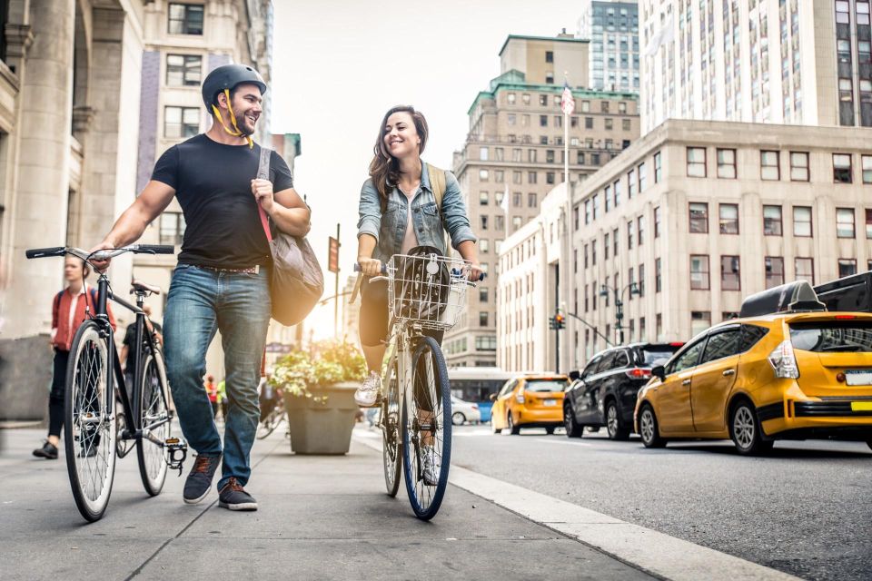 Bike Tour of Central Manhattan, Top Attractions and Nature - Equipment and Safety Measures