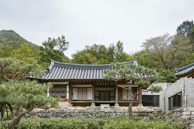 BTS Fliming Location in Jeonju Tour With House of Awon, Jeonju Zoo - Jeonju Zoo Experience
