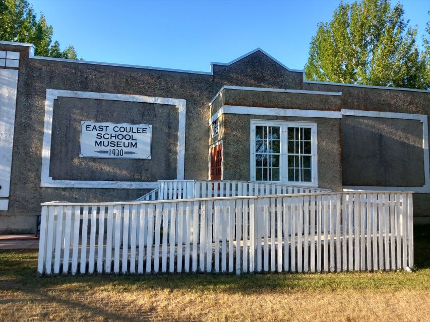 Canadian Badlands Private Tour - Landmarks and Activities