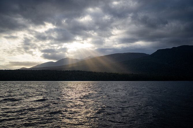 Champagne Sightseeing Cruise on Lake Te Anau - Meeting Point and Departure Time