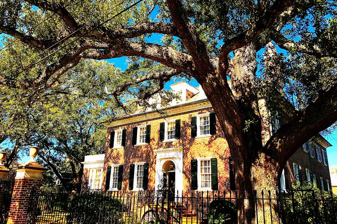 Charleston History, Homes, and Architecture Guided Walking Tour - Meeting and Pickup Details