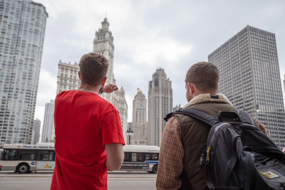 Chicago River by Private Boat Tour - Chicago River Landmarks to See