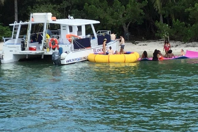 Day Cruise to Miami Island With Free Time to Kayak - Crew Performance
