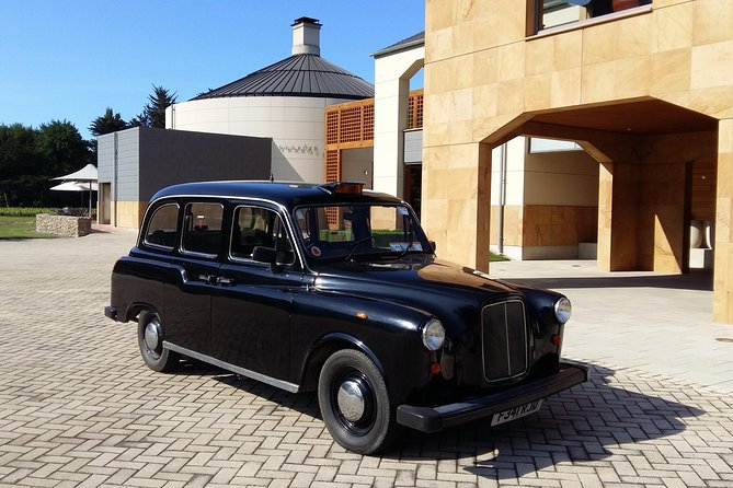 Deco City Black Cab Tours and Shuttles - Photo Gallery