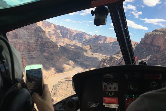Grand Canyon Helicopter Flight With Colorado River Float or Kayak - Experiential Details