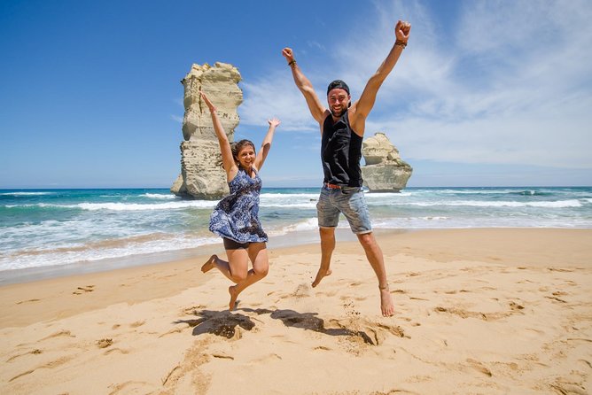 Great Ocean Road Reverse Itinerary With 12 Apostles From Melbourne - Meeting and Pickup