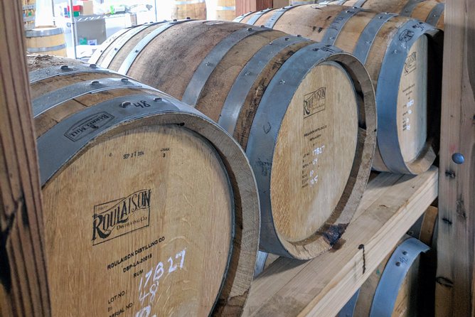 Guided Distillery Tour & Rum Tasting - Additional Features